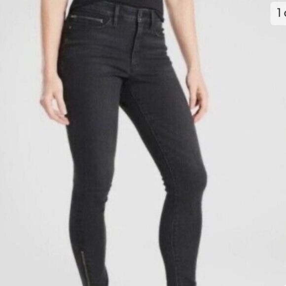 Athleta Sculptek Skinny Jeans in Carbon Black with zippers - Picture 3 of 9